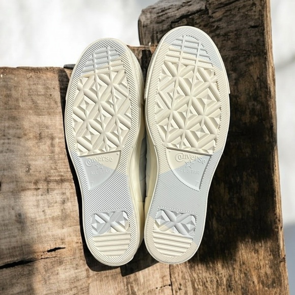 🌻CONVERSE Unisex Chuck Taylor All Star 70 Hi Plus Size Mens 7 Women’s 9 - Picture 9 of 15